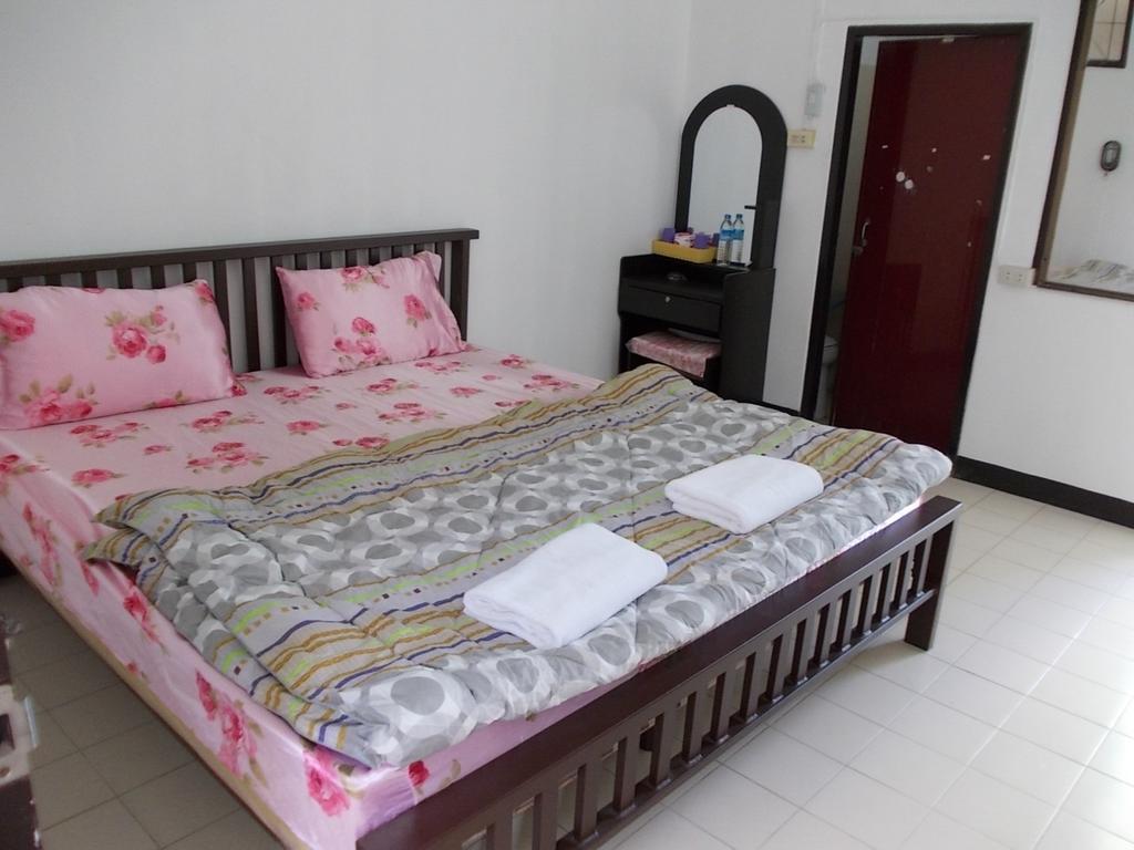 Hotel Kt Place Bangkok Zimmer foto